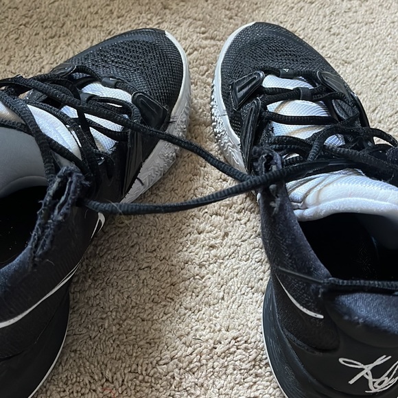 Kyrie 7 black white - Picture 2 of 4